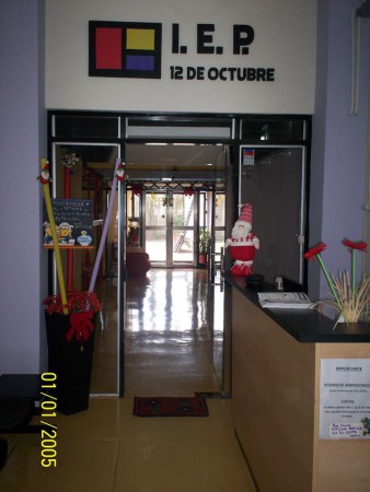 MOSTRADOR DE ATENCIÓN AL PÚBLICO